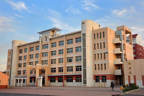 2020年中國建筑裝飾行業(yè)發(fā)展現(xiàn)狀分析住宅裝修業(yè)務(wù)發(fā)展勢頭強勁